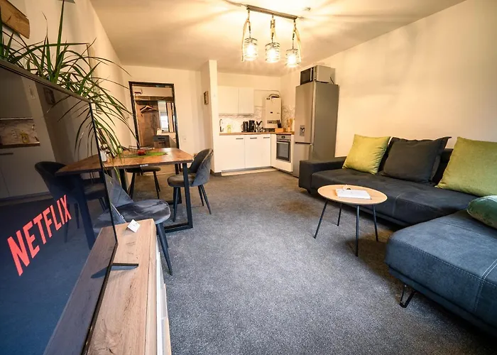 Truth Fuer 3 - Moderne Kueche - Smart Tv - Teppichboden Apartmán *